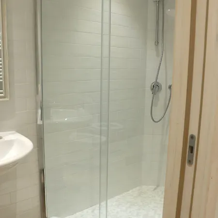 La Scalinata Di Chiaia 3*