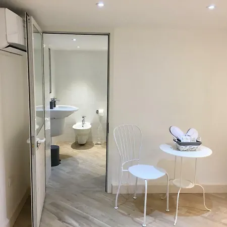 La Scalinata Di Chiaia Bed & Breakfast 3*