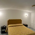 La Scalinata Di Chiaia B&B 3*