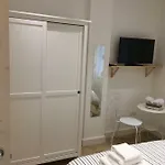 B&B La Scalinata Di Chiaia 나폴리