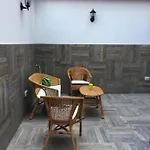 La Scalinata Di Chiaia 3* 나폴리