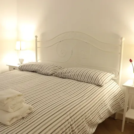 La Scalinata Di Chiaia B&B
