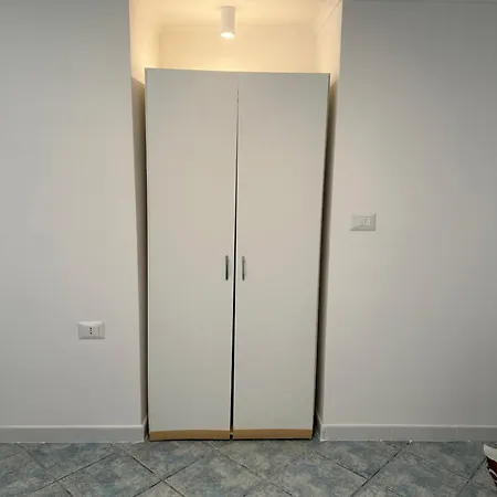 La Scalinata Di Chiaia Naples