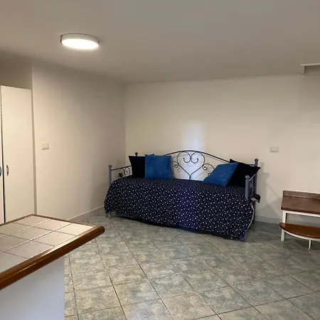 Frühstückspension La Scalinata Di Chiaia 3*