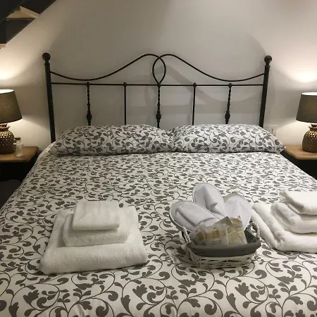 La Scalinata Di Chiaia Napels