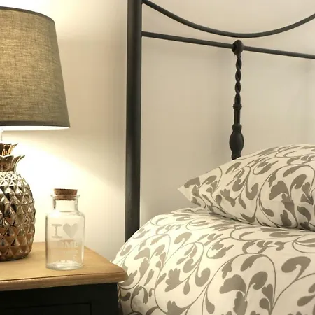 La Scalinata Di Chiaia 3* Napels