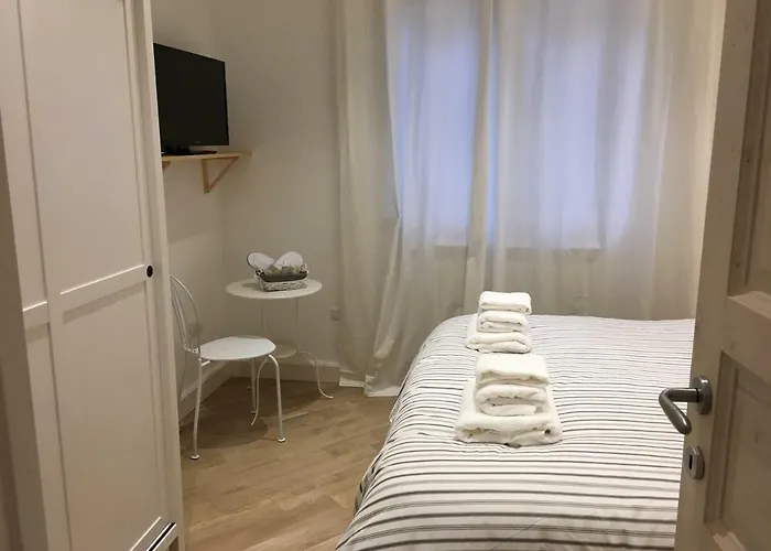 La Scalinata Di Chiaia B&B 나폴리